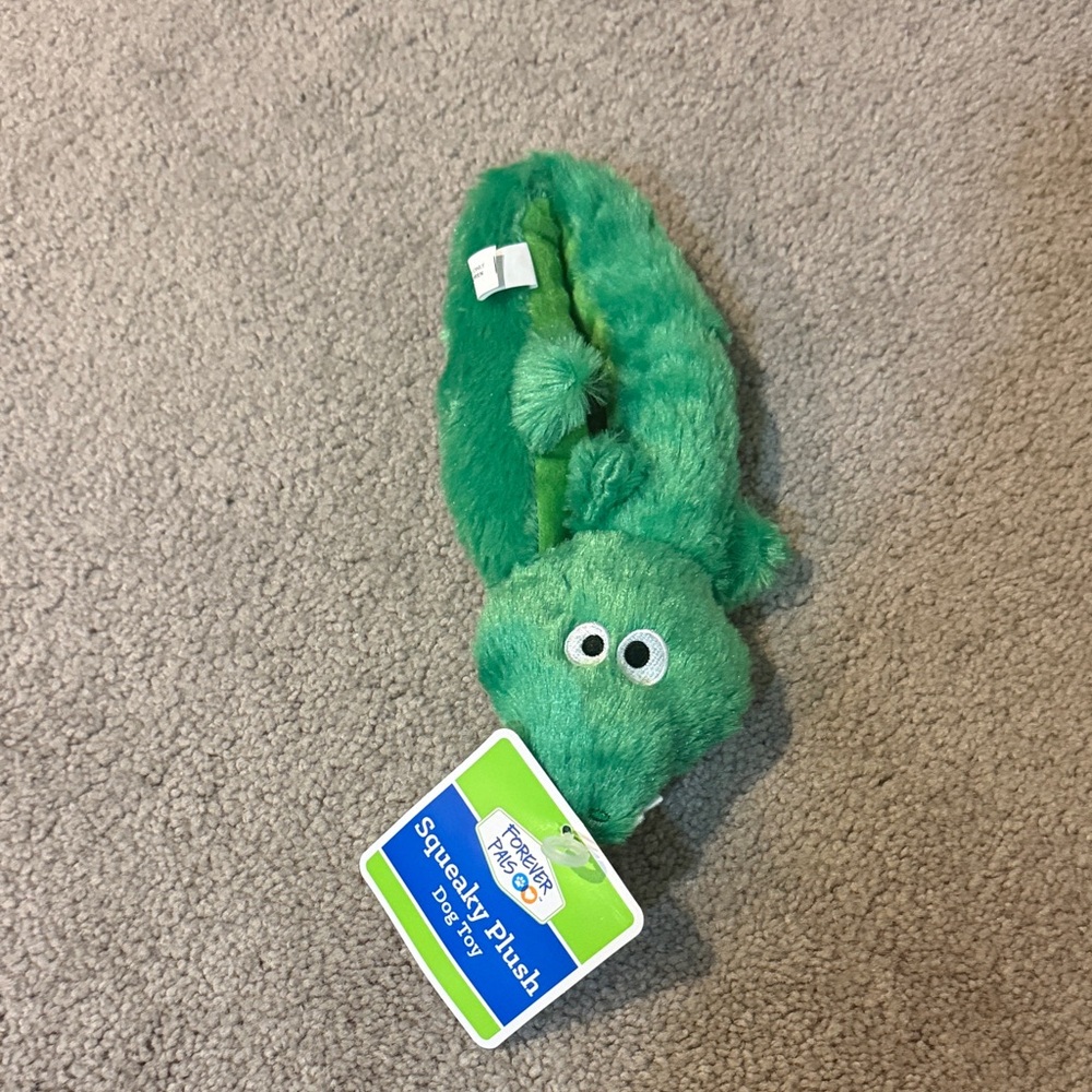 New! Green Squeaky Plush Dog Toy Alligator